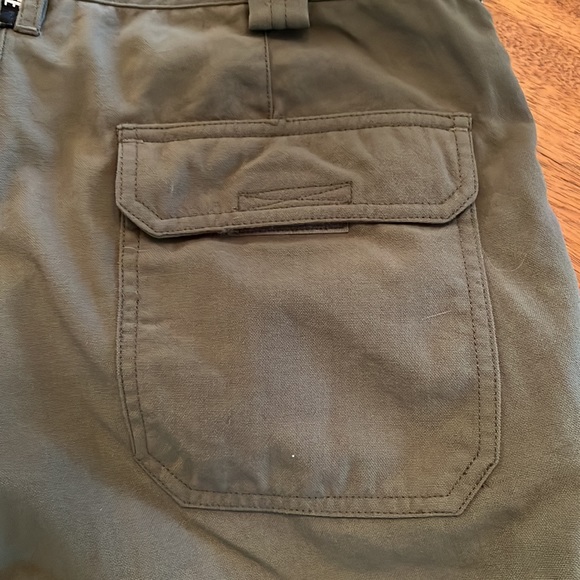 The north face shorts - Picture 7 of 8